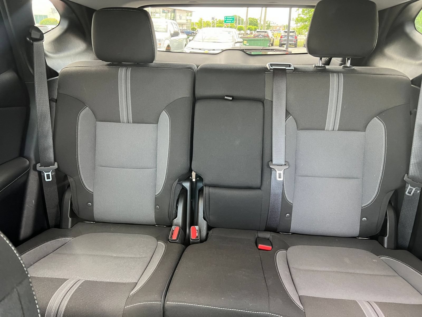 Used 2025 Chevrolet Blazer LT FWD image 39