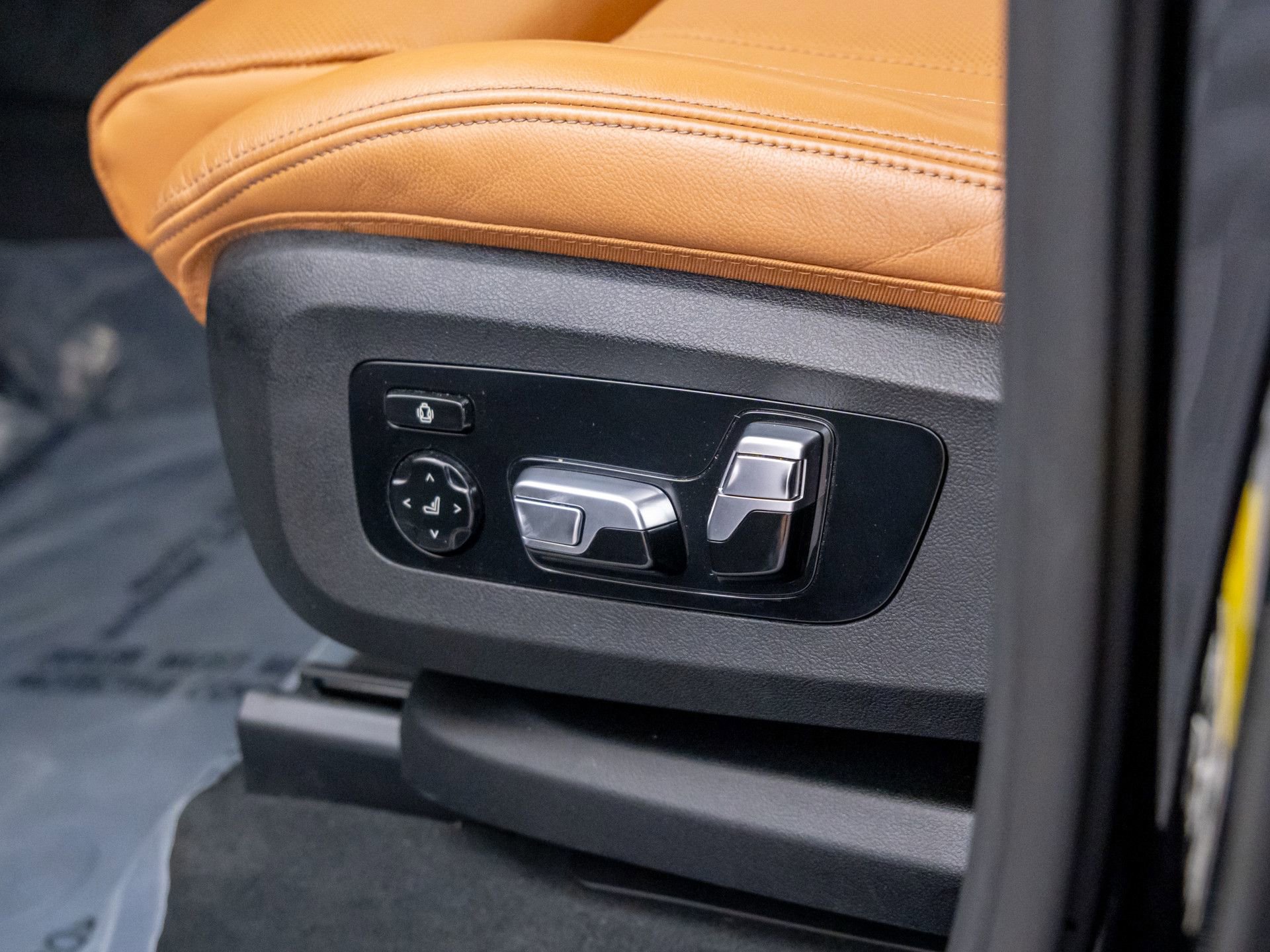 Certified 2022 BMW X5 M50i image 15