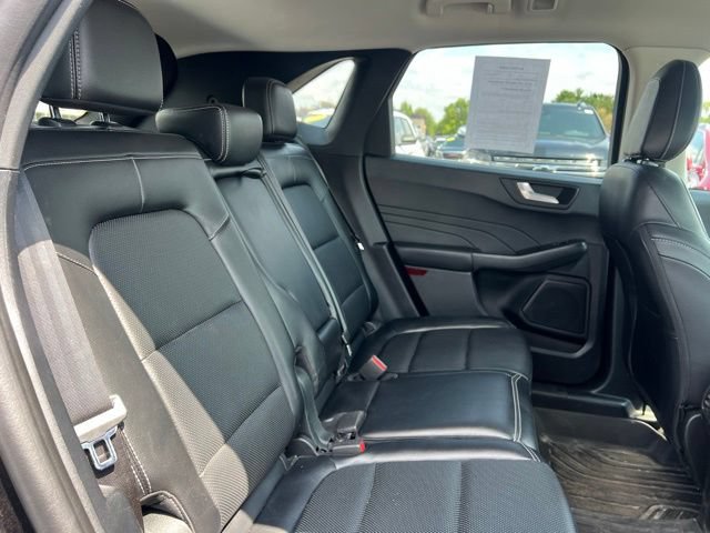 Used 2022 Ford Escape Titanium AWD/4WD image 13