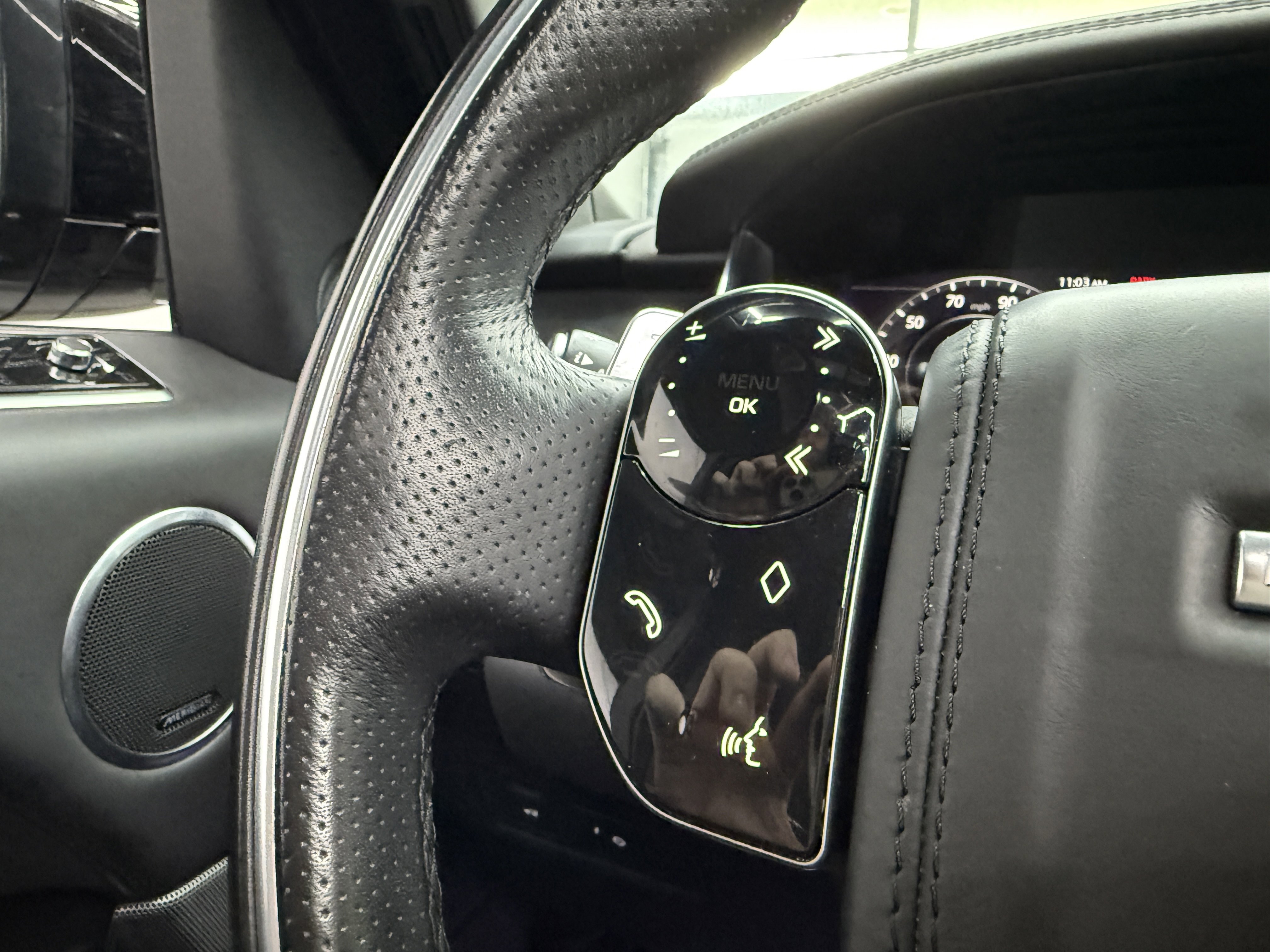 Used 2018 Land Rover Range Rover Sport HSE Dynamic image 15