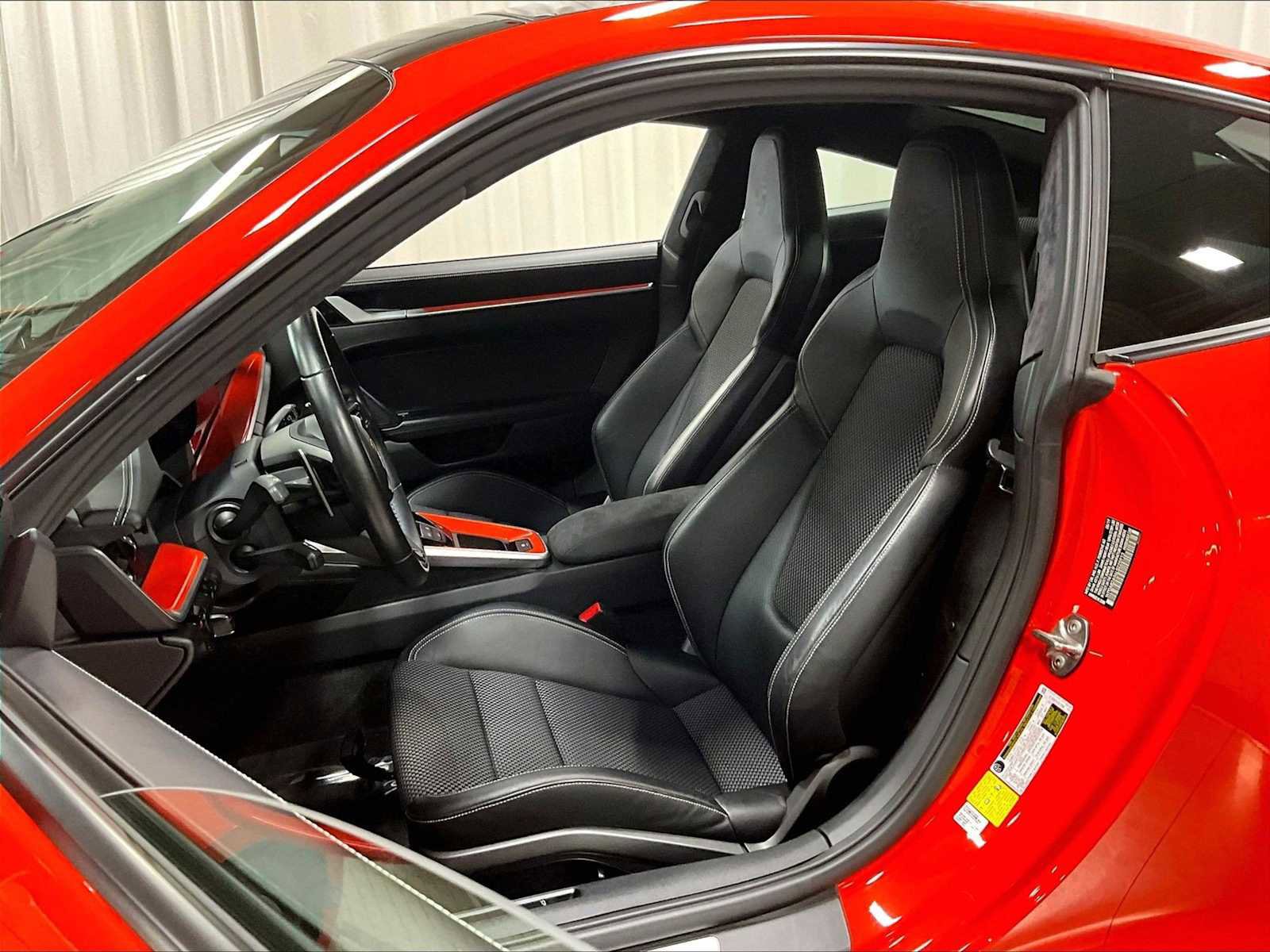 Used 2020 Porsche 911 Carrera S image 8