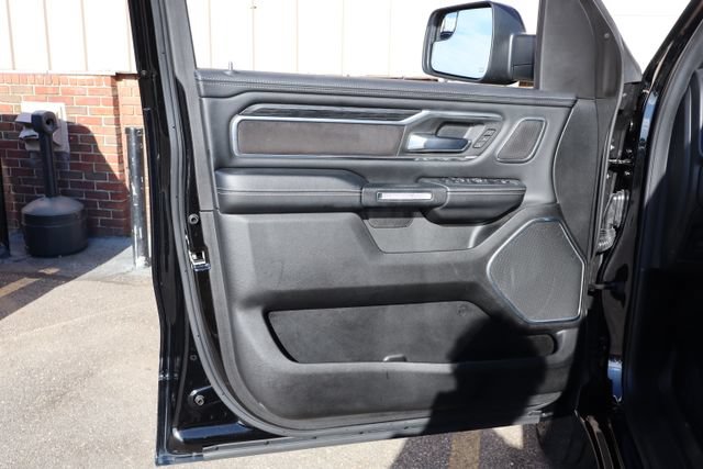Used 2023 RAM 1500 Laramie AWD/4WD image 10