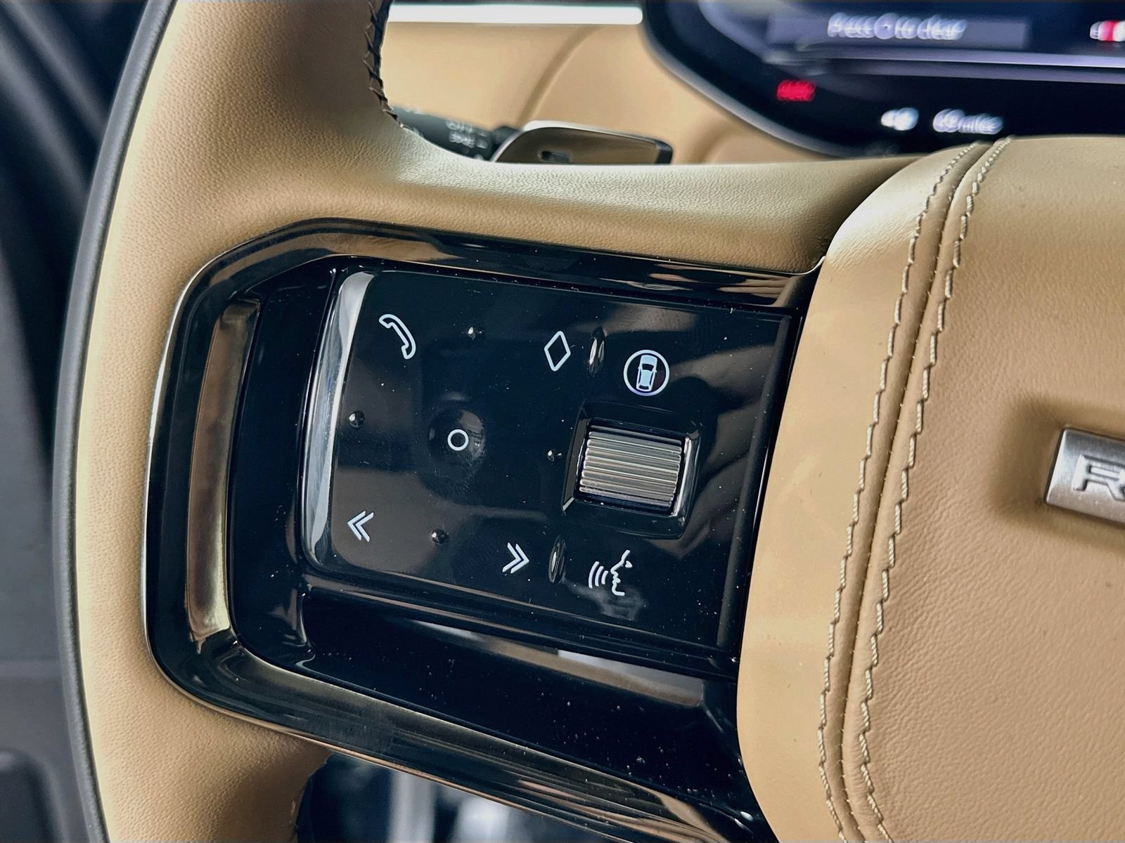 New 2027 Land Rover Range Rover Sport Dynamic SE AWD/4WD image 18