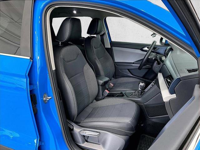 Used 2022 Volkswagen Taos SE FWD image 9