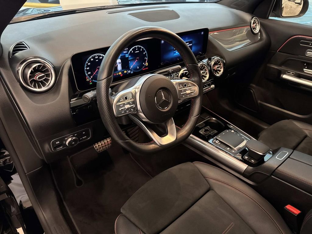 Used 2021 Mercedes-Benz GLA 45 AMG 4MATIC image 17