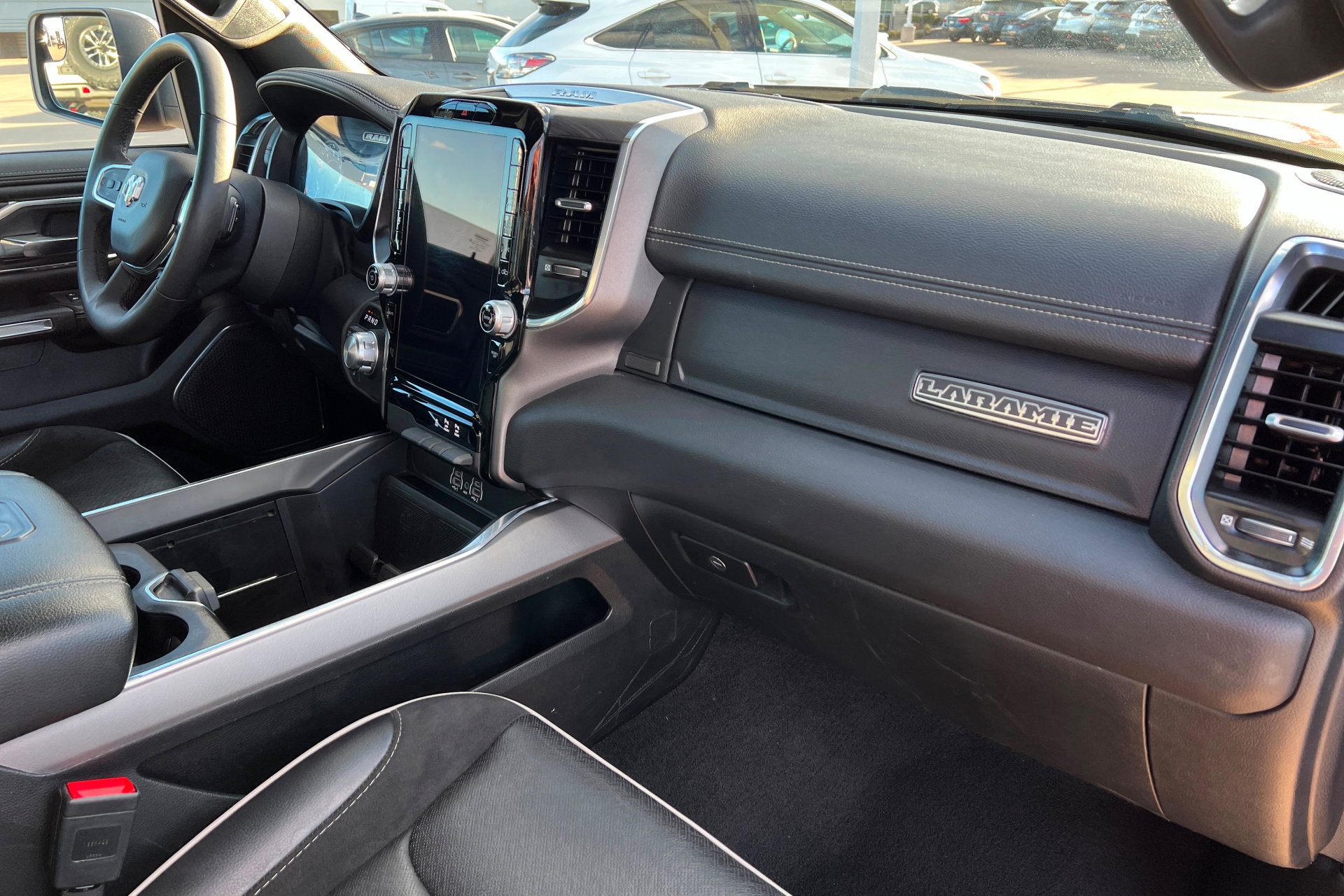 Used 2025 RAM 1500 Laramie image 23