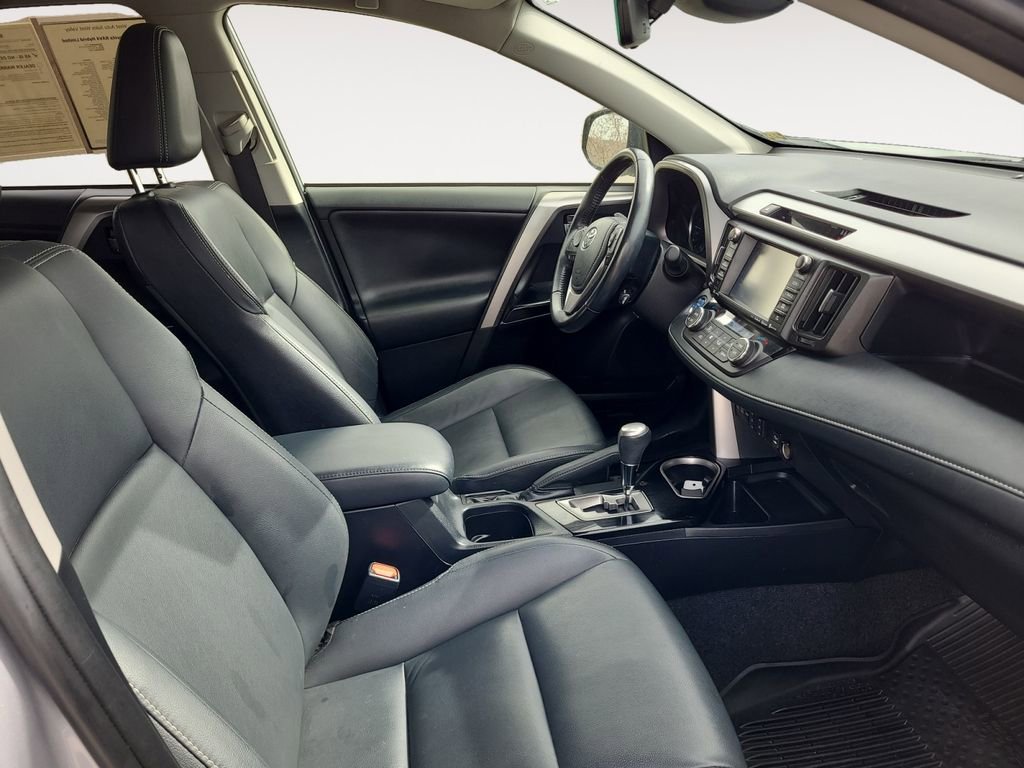 Used 2017 Toyota RAV4 Limited w/ Advanced Technology Package AWD/4WD image 15