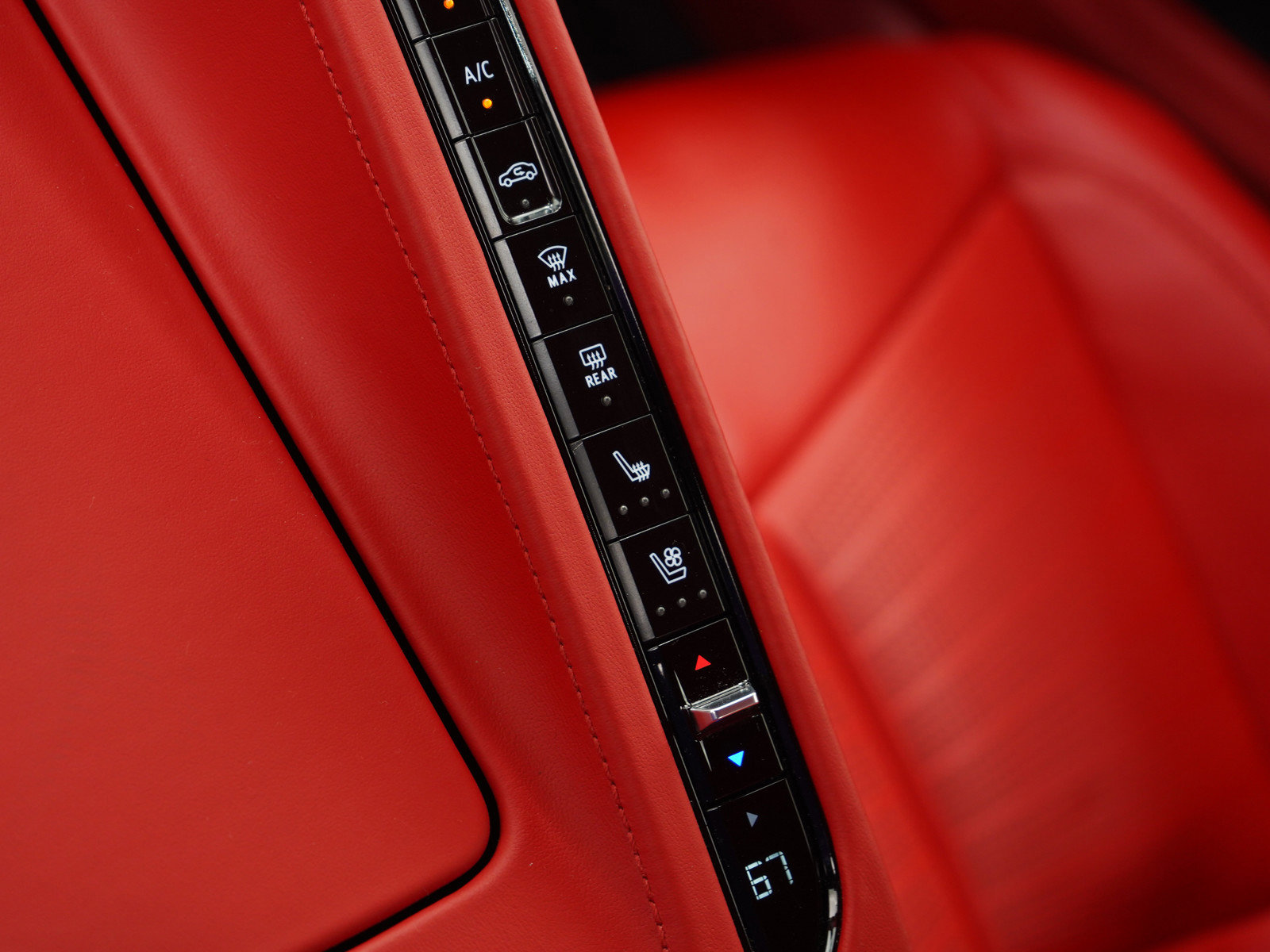 Used 2024 Chevrolet Corvette Z06 image 36