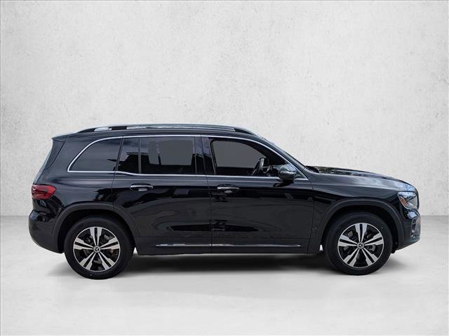 New 2025 Mercedes-Benz GLB 250 image 4