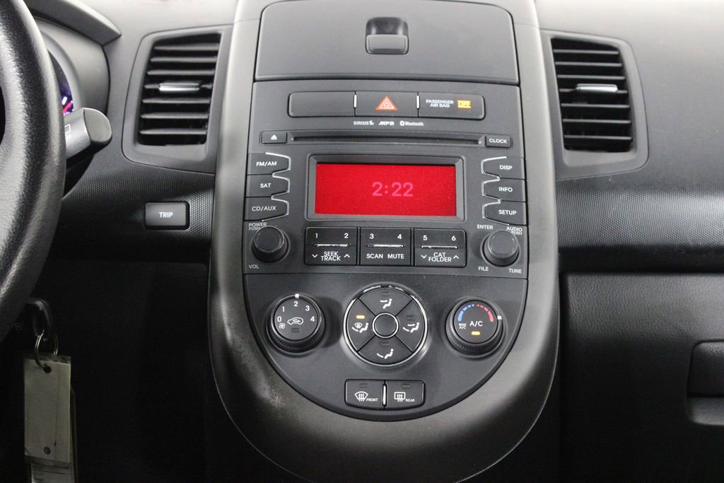 Used 2012 Kia Soul + image 27