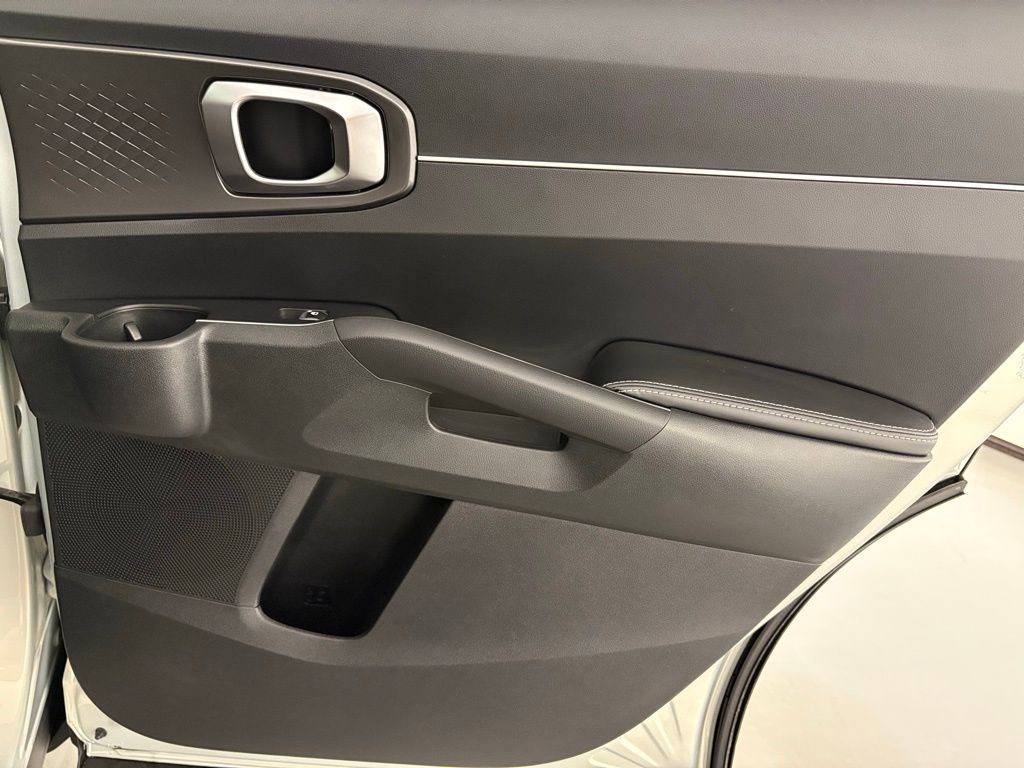 New 2026 Kia Sorento S image 42