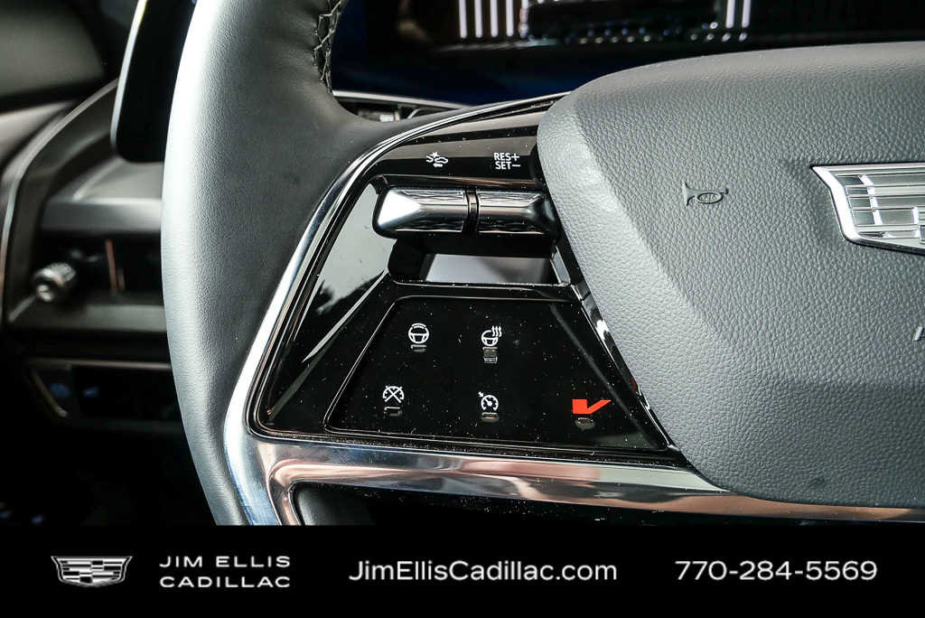 Certified 2026 Cadillac Vistiq Luxury AWD/4WD image 9