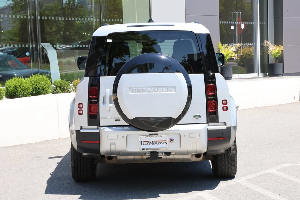 Certified 2023 Land Rover Defender 130 SE AWD/4WD image 3