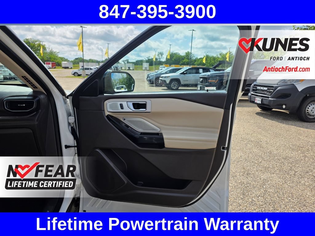 Certified 2021 Ford Explorer Platinum w/ Equipment Group 601A AWD/4WD image 38
