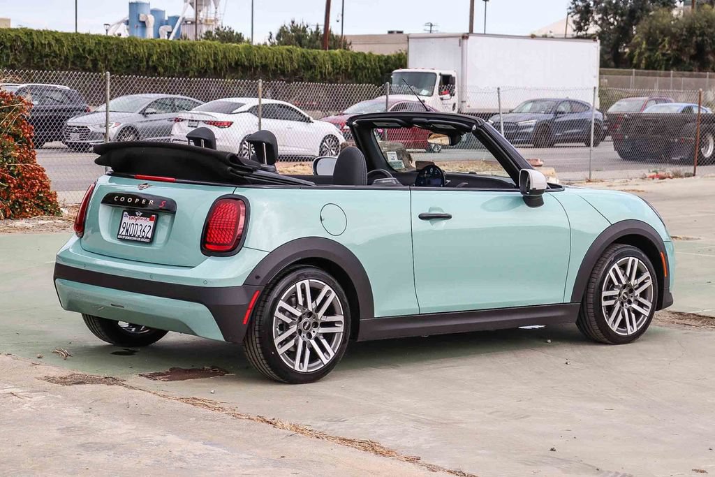 Used 2026 MINI Cooper S FWD image 13