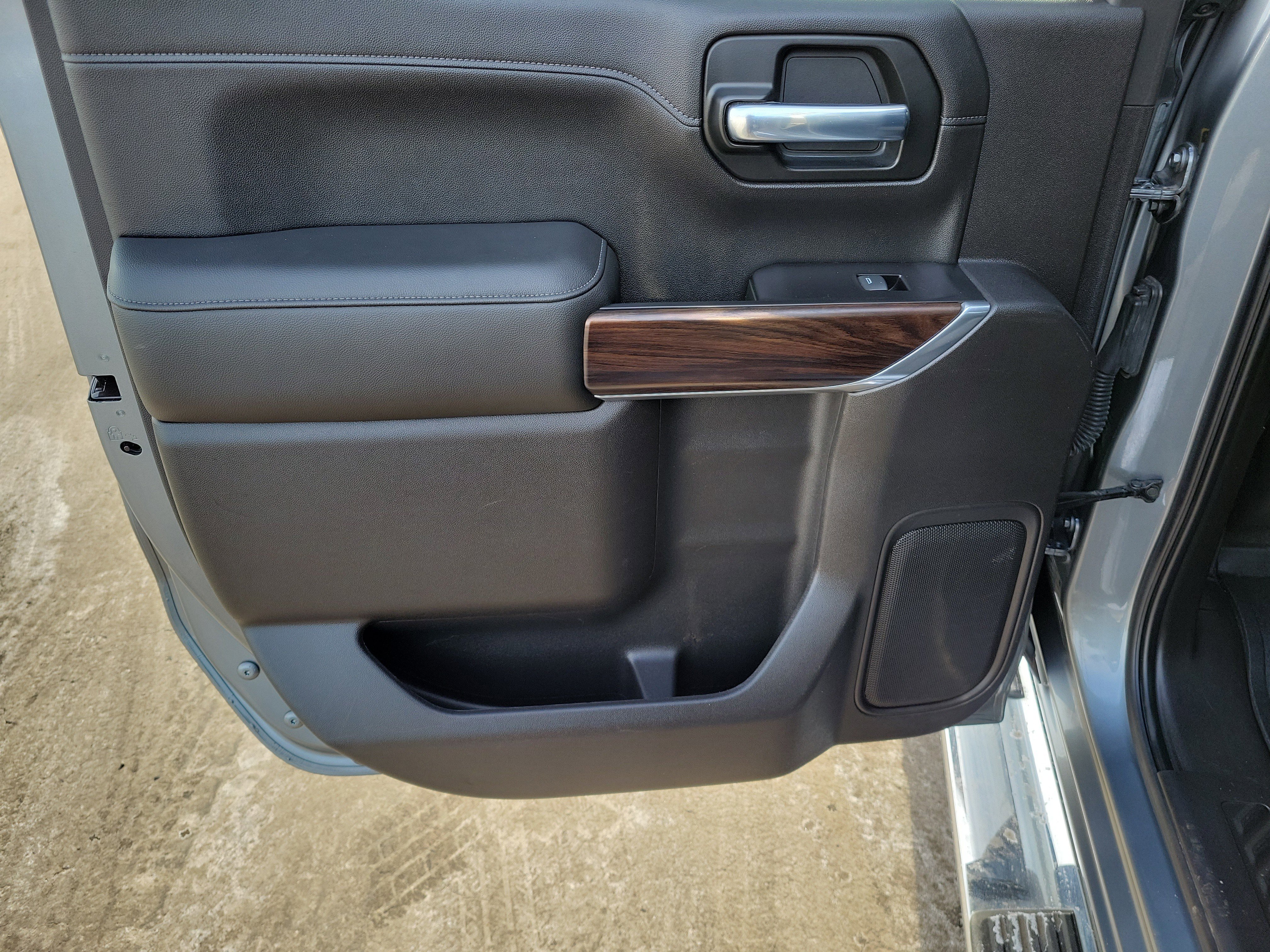 Used 2020 GMC Sierra 1500 SLT w/ SLT Premium Plus Package image 14