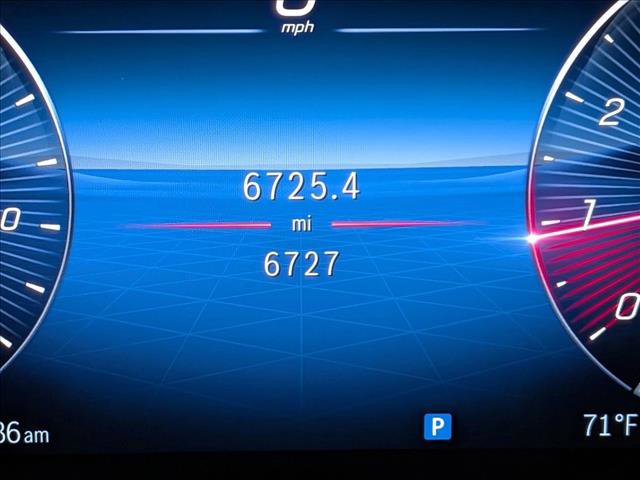 Used 2025 Mercedes-Benz GLE 350 4MATIC image 11