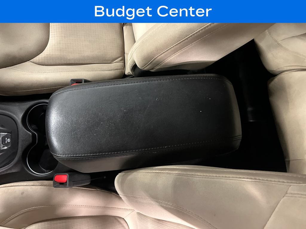 Used 2017 Jeep Cherokee Latitude w/ Safety/Convenience Group AWD/4WD image 25