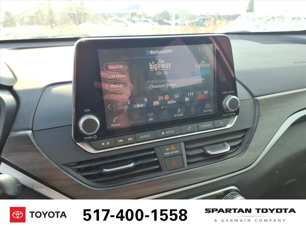 Used 2024 Nissan Altima 2.5 SV image 19