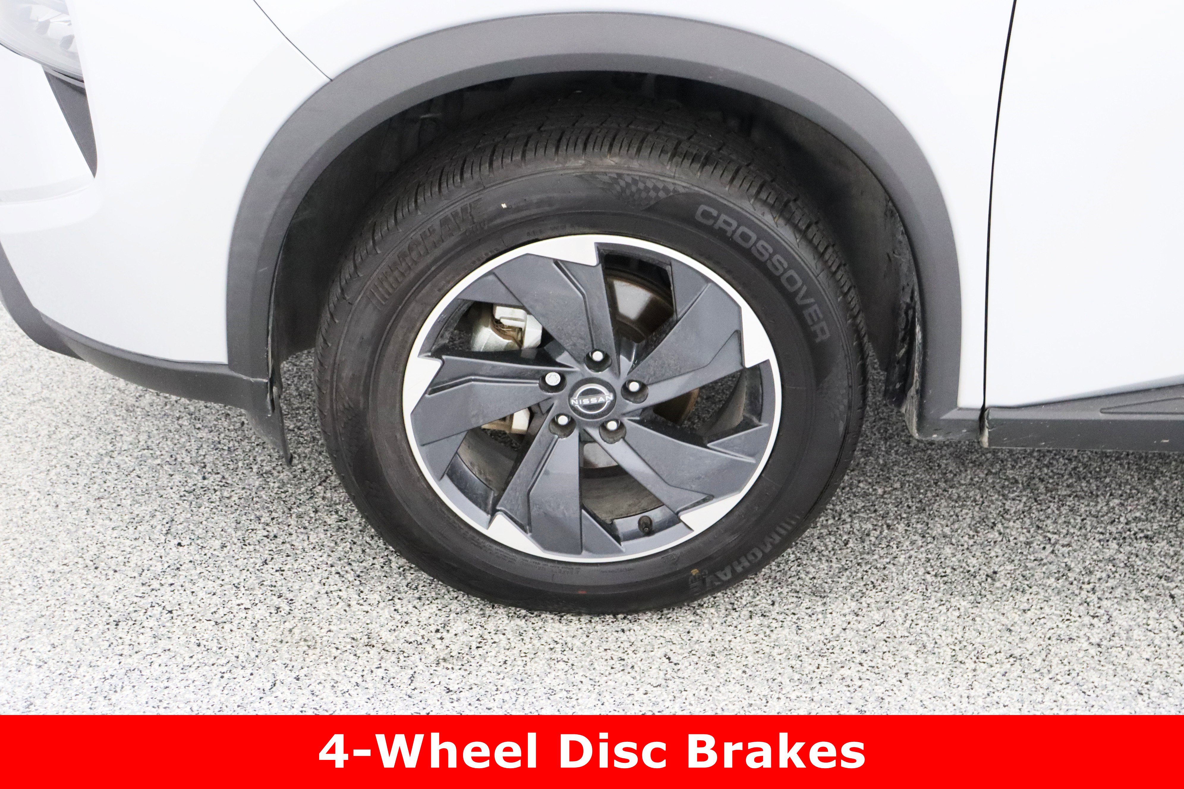 Used 2024 Nissan Rogue SV image 11