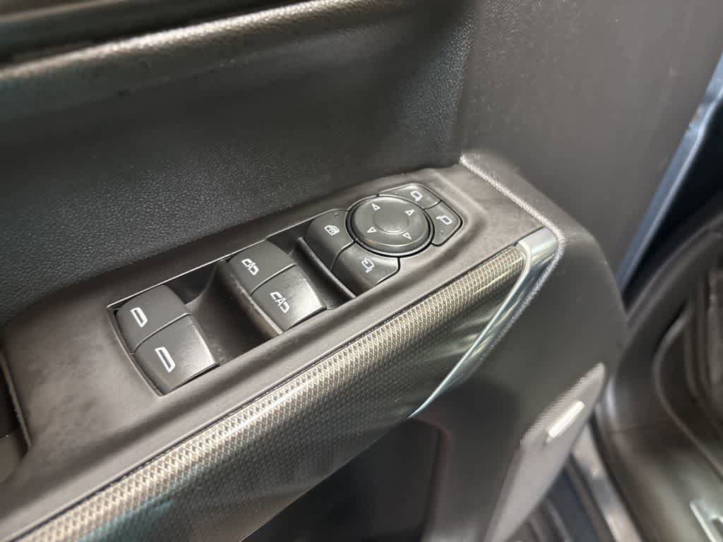 Used 2021 GMC Sierra 1500 AT4 w/ AT4 Premium Package AWD/4WD image 8