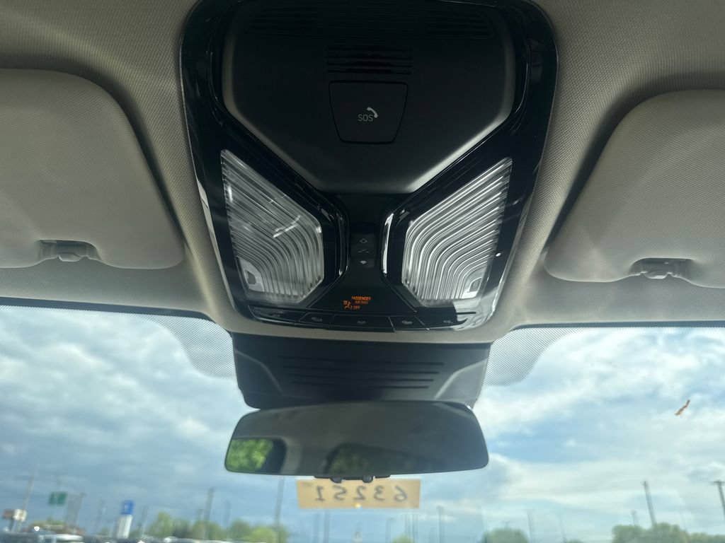 New 2026 BMW X7 xDrive40i AWD/4WD image 19