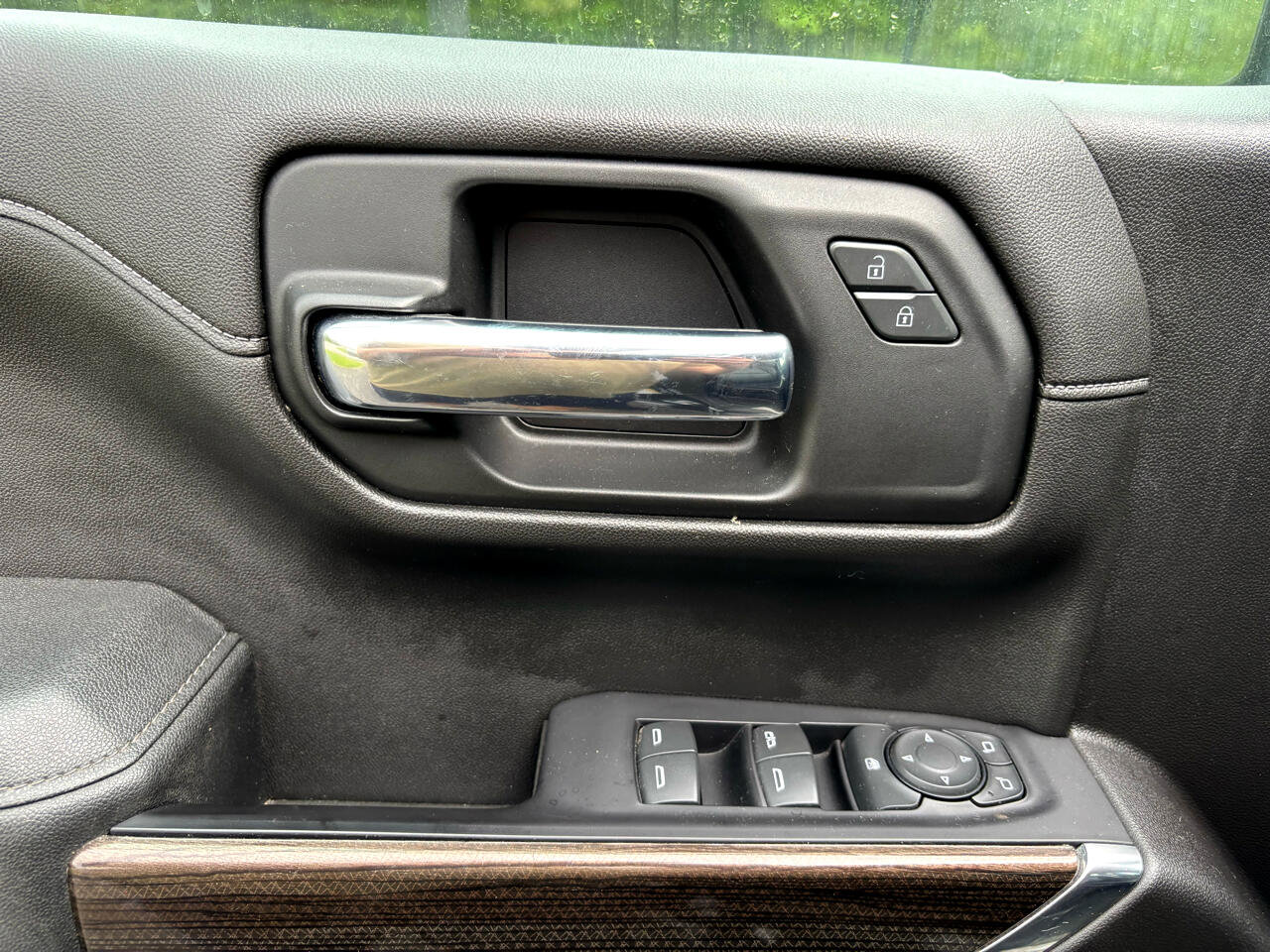 Used 2019 Chevrolet Silverado 1500 LT Trail Boss image 21