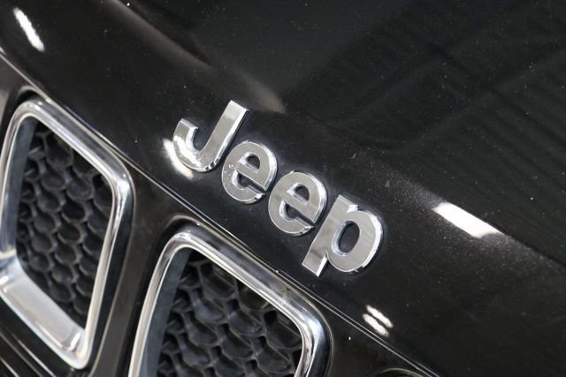 Used 2020 Jeep Compass Latitude w/ Cold Weather Group image 12