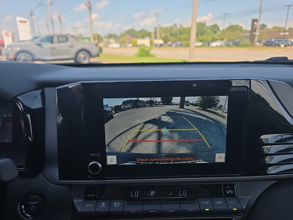 Used 2025 Toyota Camry LE FWD image 19