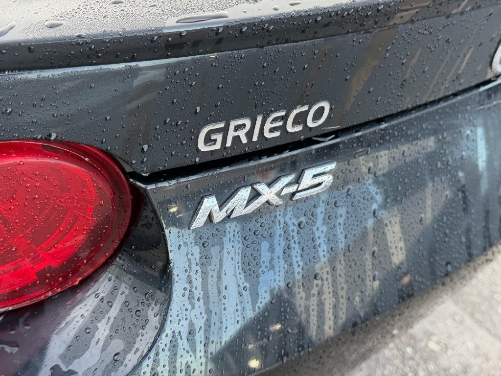 Used 2016 MAZDA MX-5 Miata Club RWD image 13