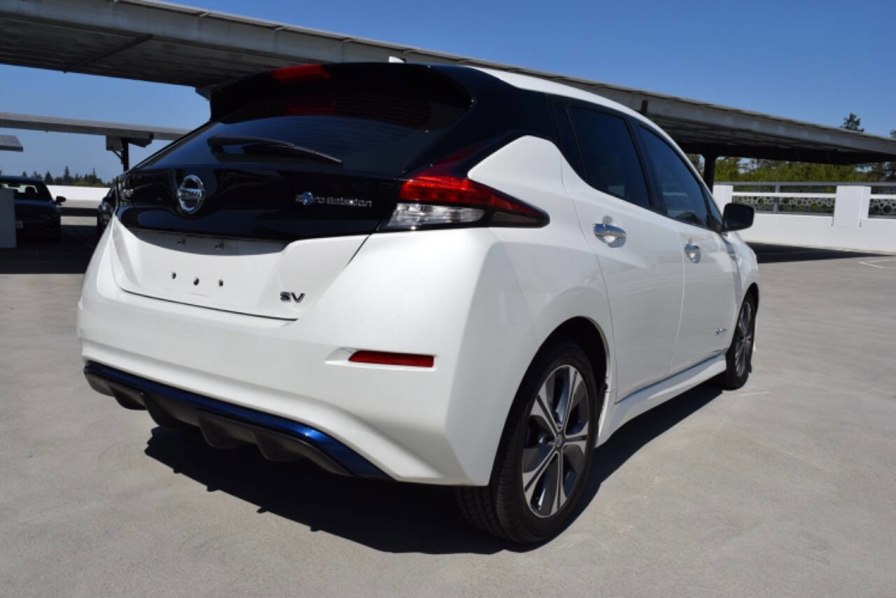 Used 2019 Nissan Leaf SV w/ SV Technology Package image 15