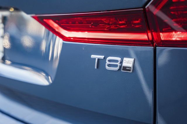 New 2026 Volvo XC60 T8 Ultra w/ Protection Package Premier image 7