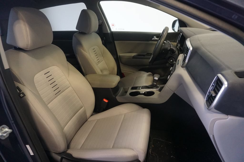 Used 2020 Kia Sportage LX w/ LX Popular Package AWD/4WD image 19