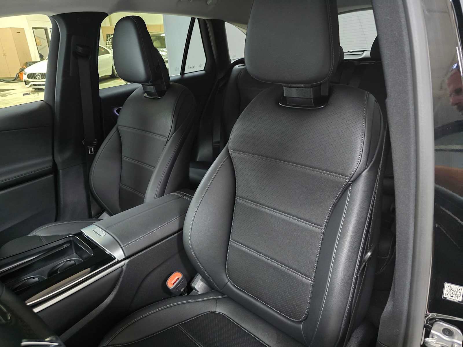 Certified 2025 Mercedes-Benz GLC 350e 4MATIC image 21