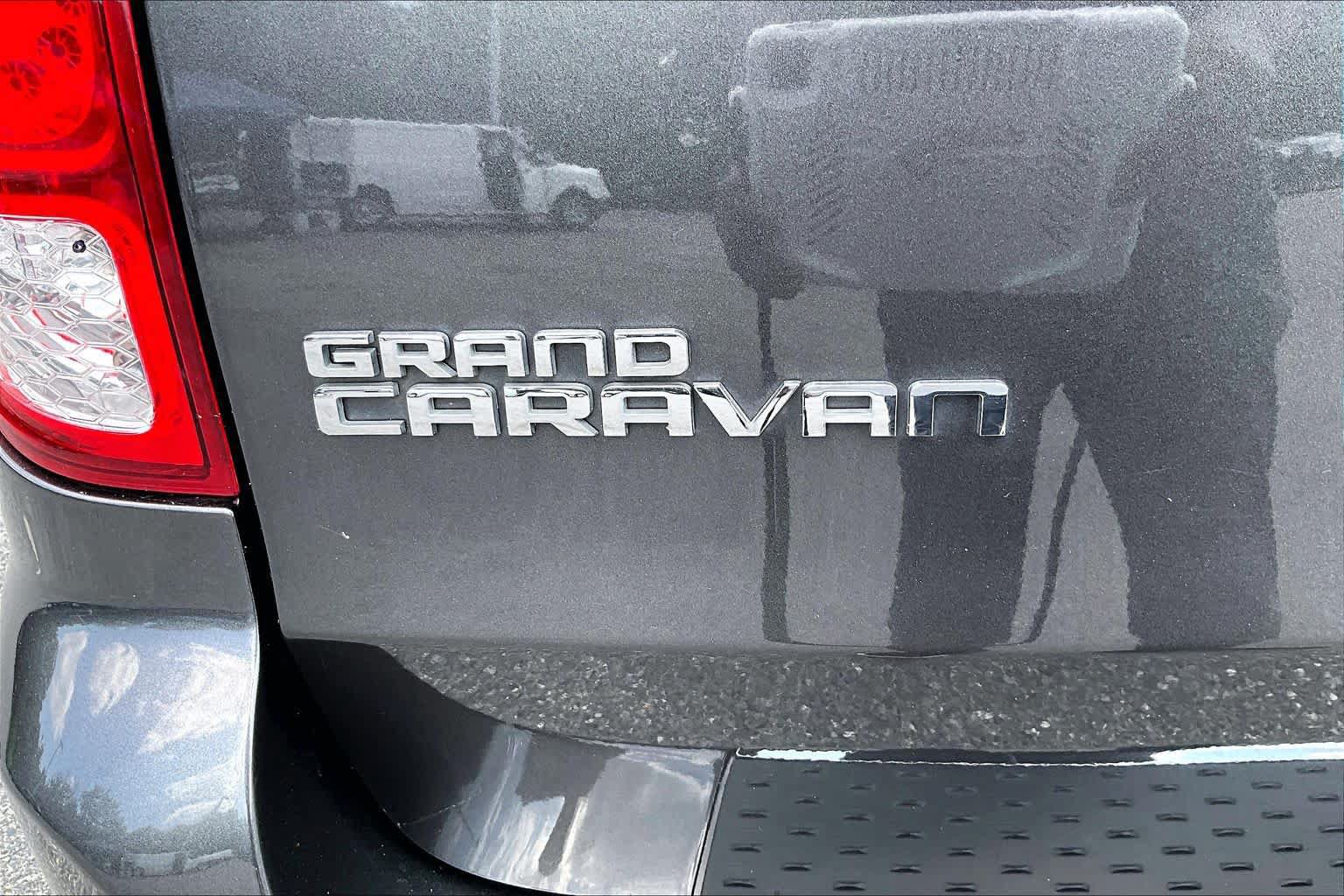 Used 2019 Dodge Grand Caravan SXT FWD image 10