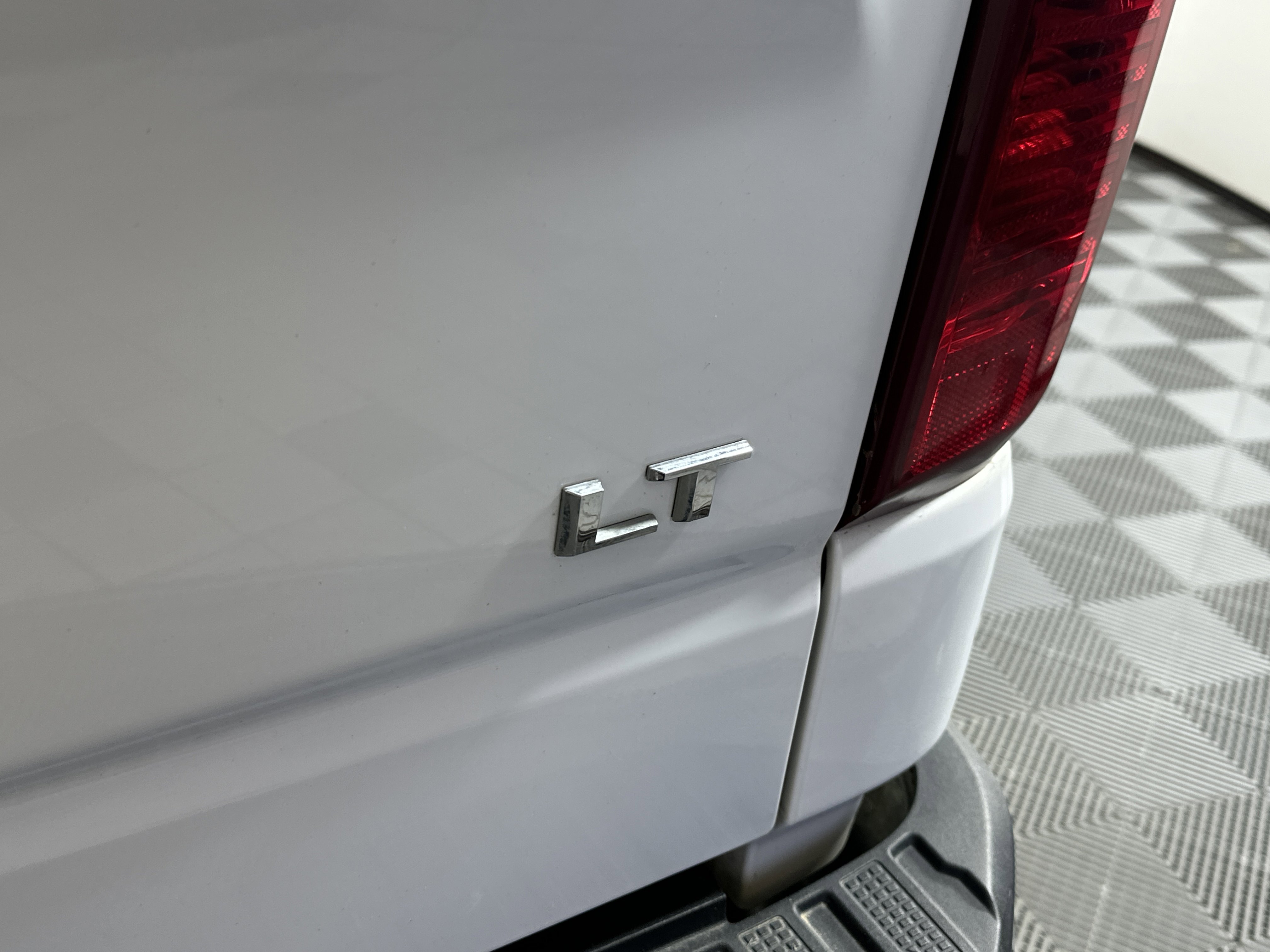 Used 2019 Chevrolet Silverado 1500 LT w/ Bed Protection Package image 16