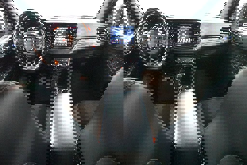 Used 2022 Dodge Durango GT image 11