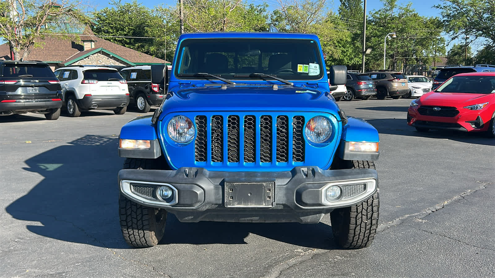 Used 2021 Jeep Gladiator Sport AWD/4WD image 2
