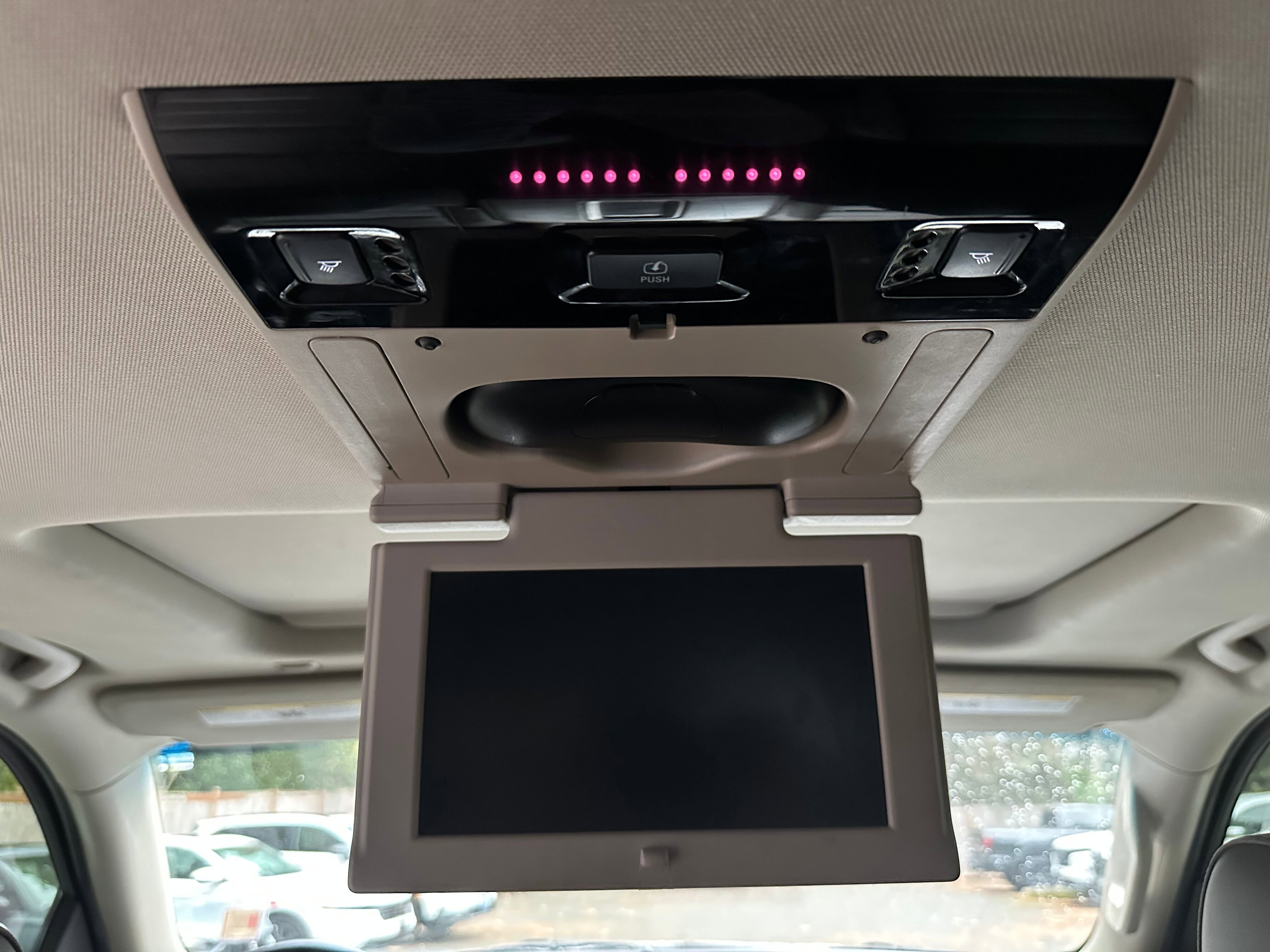 Used 2016 GMC Yukon Denali w/ Open Road Package image 18