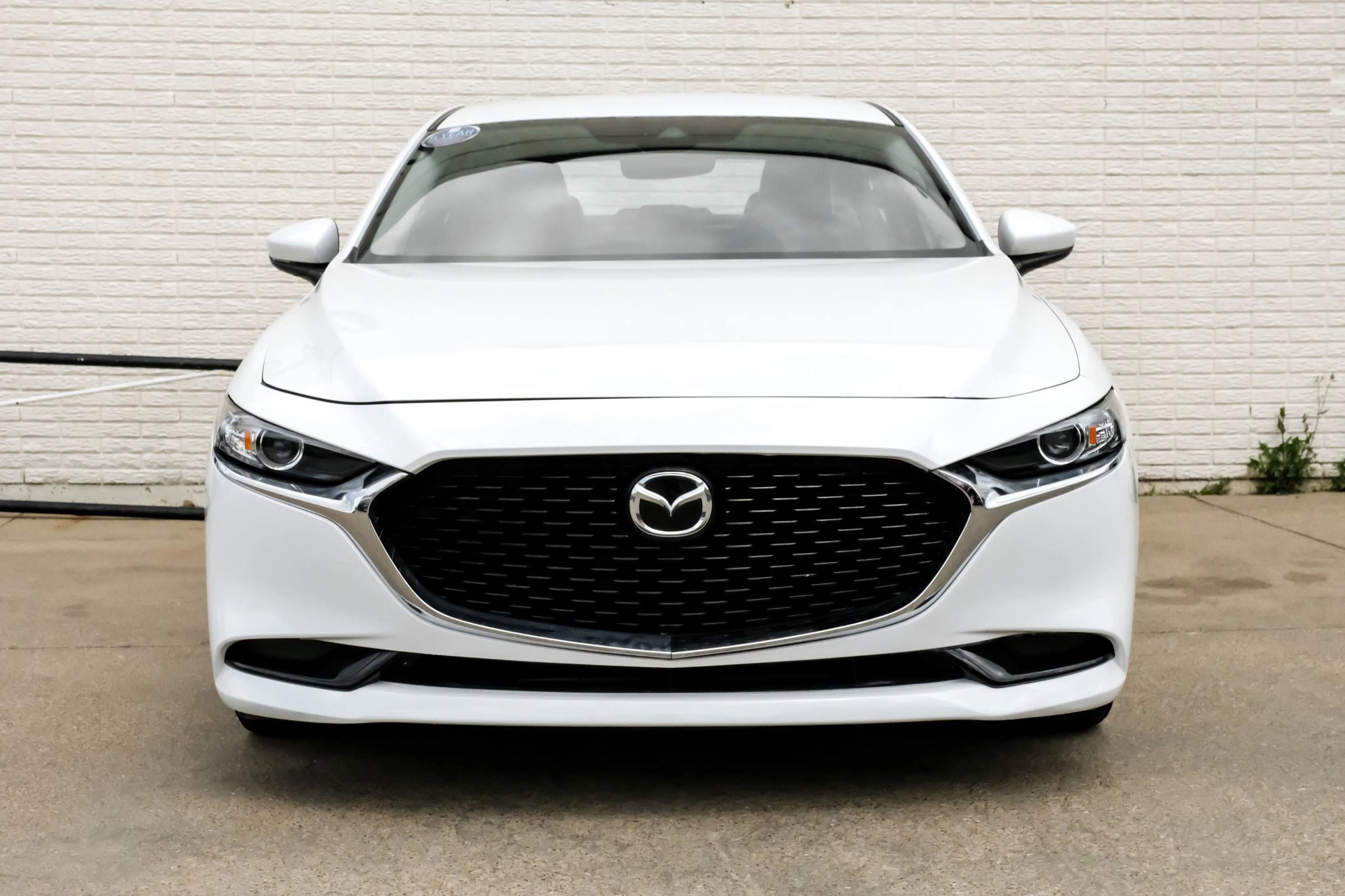 Used 2019 MAZDA MAZDA3 Sedan w/ Select Package image 4
