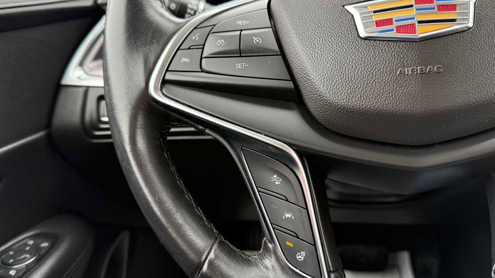 Used 2019 Cadillac XT5 Luxury AWD/4WD image 15