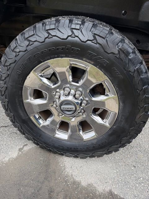 Used 2018 Ford F250 XLT w/ XLT Premium Package image 9