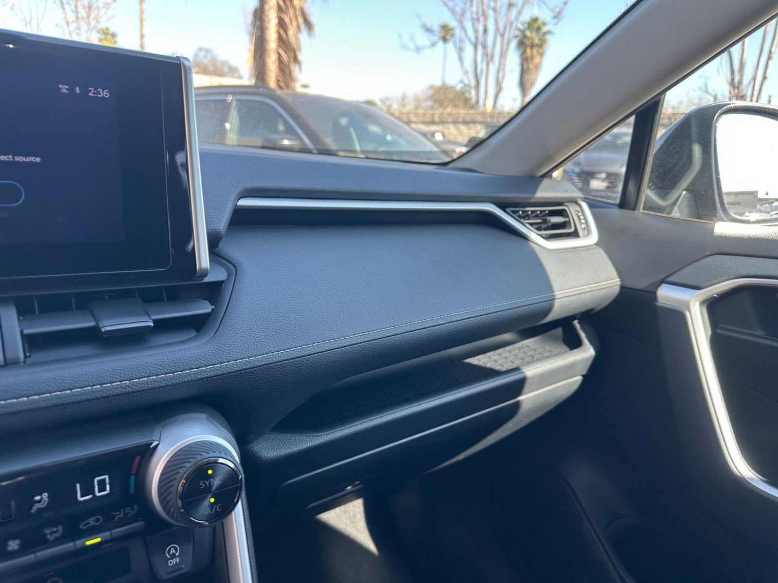 Used 2025 Toyota RAV4 XLE w/ Convenience Package image 37