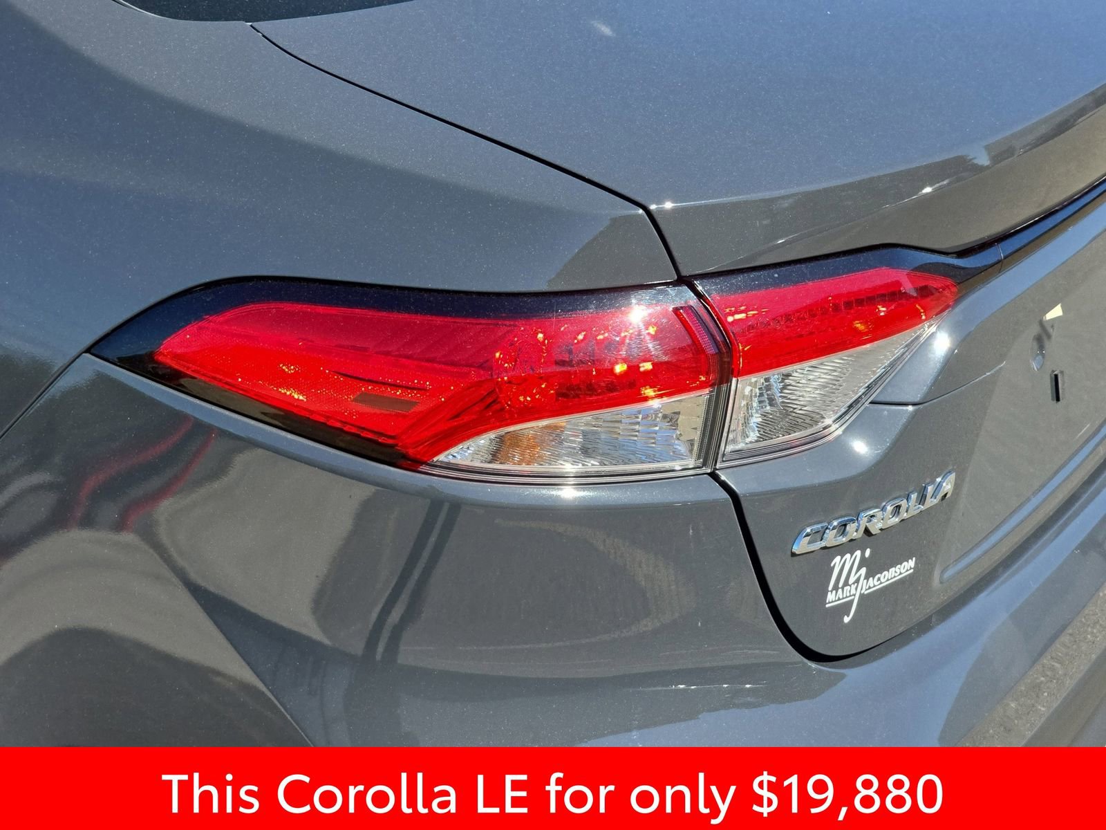 Used 2024 Toyota Corolla LE FWD image 39