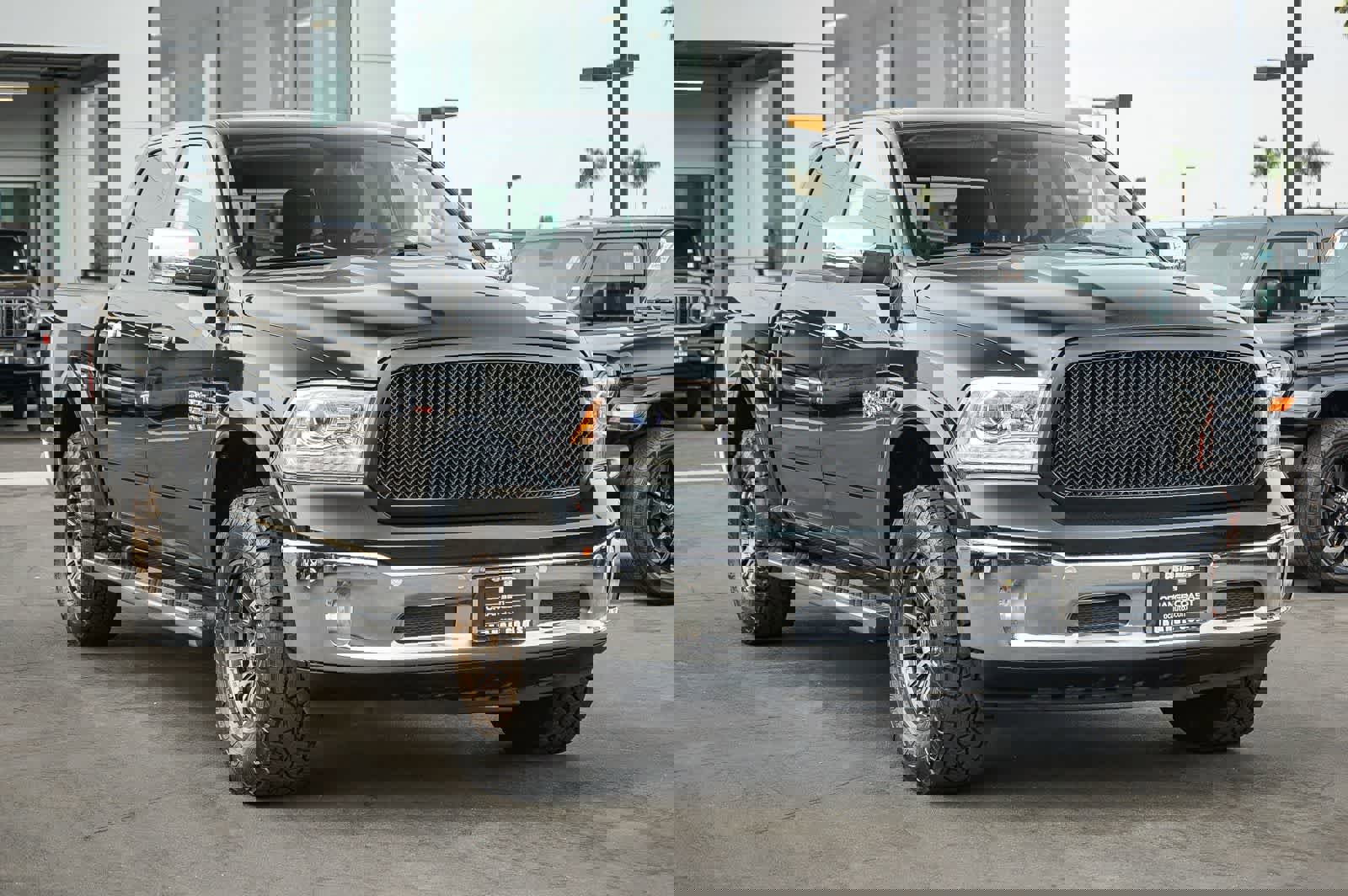 Used 2017 RAM 1500 Laramie w/ Convenience Group image 3