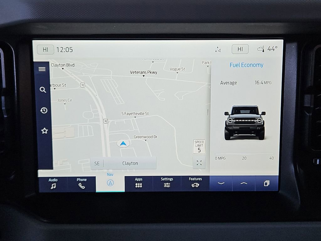 Used 2022 Ford Bronco Badlands image 18