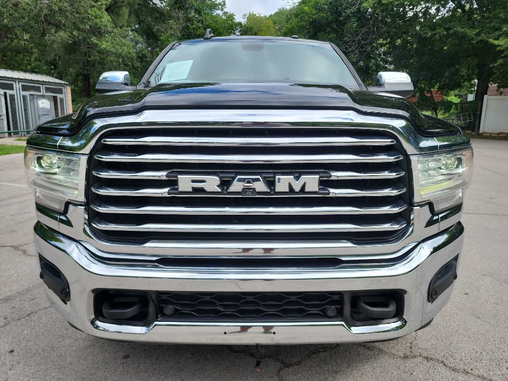 Used 2019 RAM 2500 Limited AWD/4WD image 2