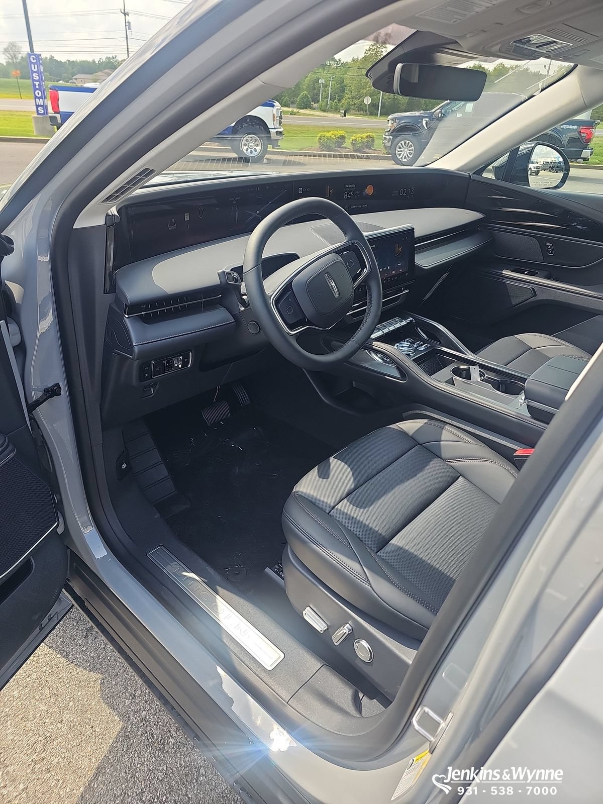 New 2026 Lincoln Nautilus Premier AWD/4WD image 5