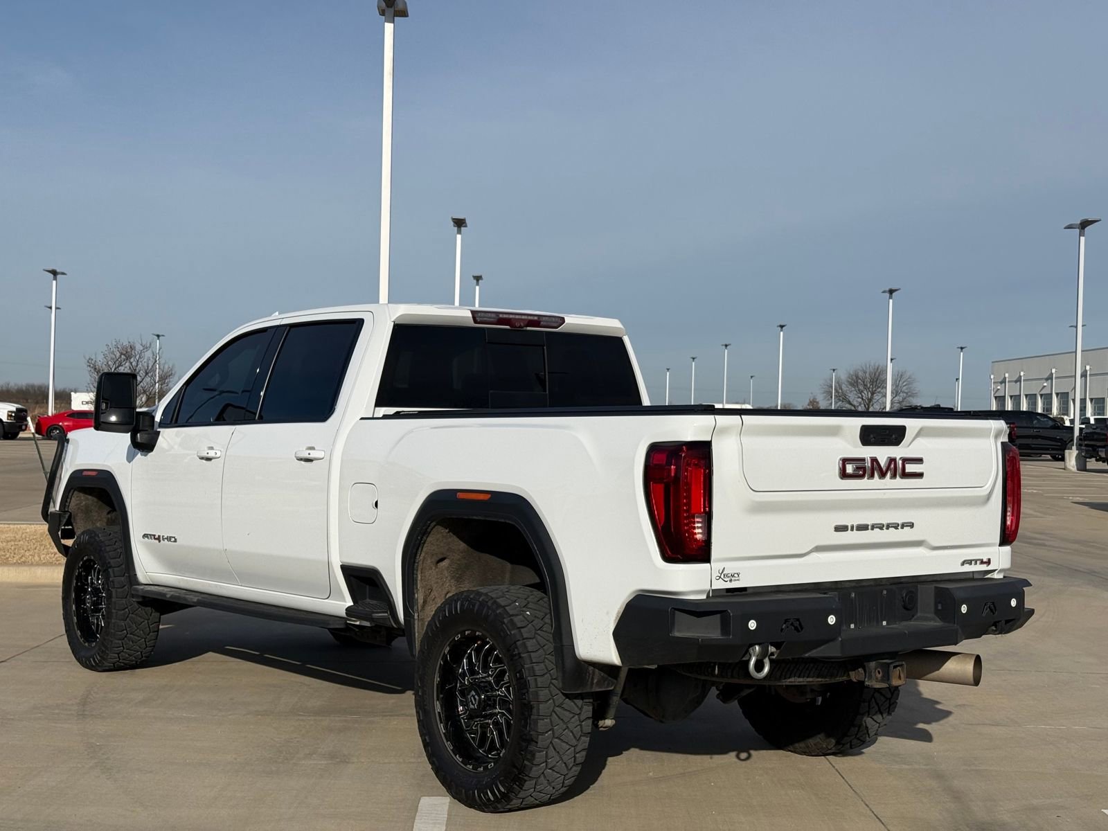 Used 2021 GMC Sierra 3500 AT4 w/ AT4 Premium Plus Package image 5