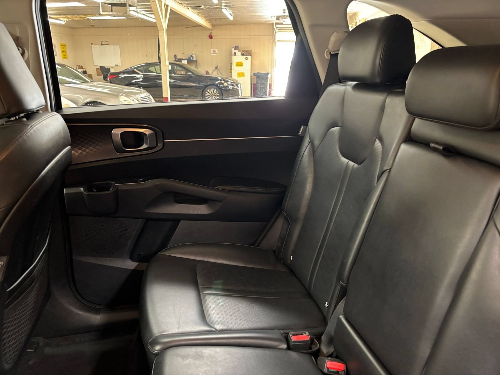 Used 2024 Kia Sorento S FWD image 42